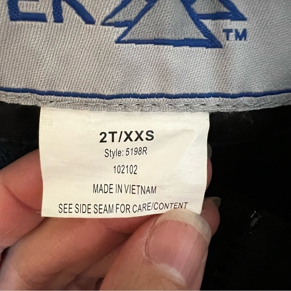 2/$30 Kids toddler Mountain Tek ski bibs snowsuit in black SZ 2T XXS - Picture 5 of 7